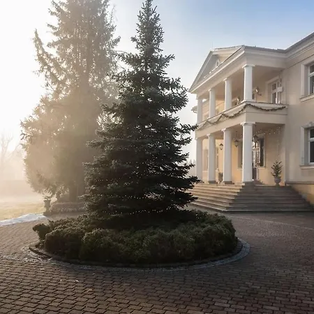 Unikatowa Rezydencja Z Parkiem Tenczynek